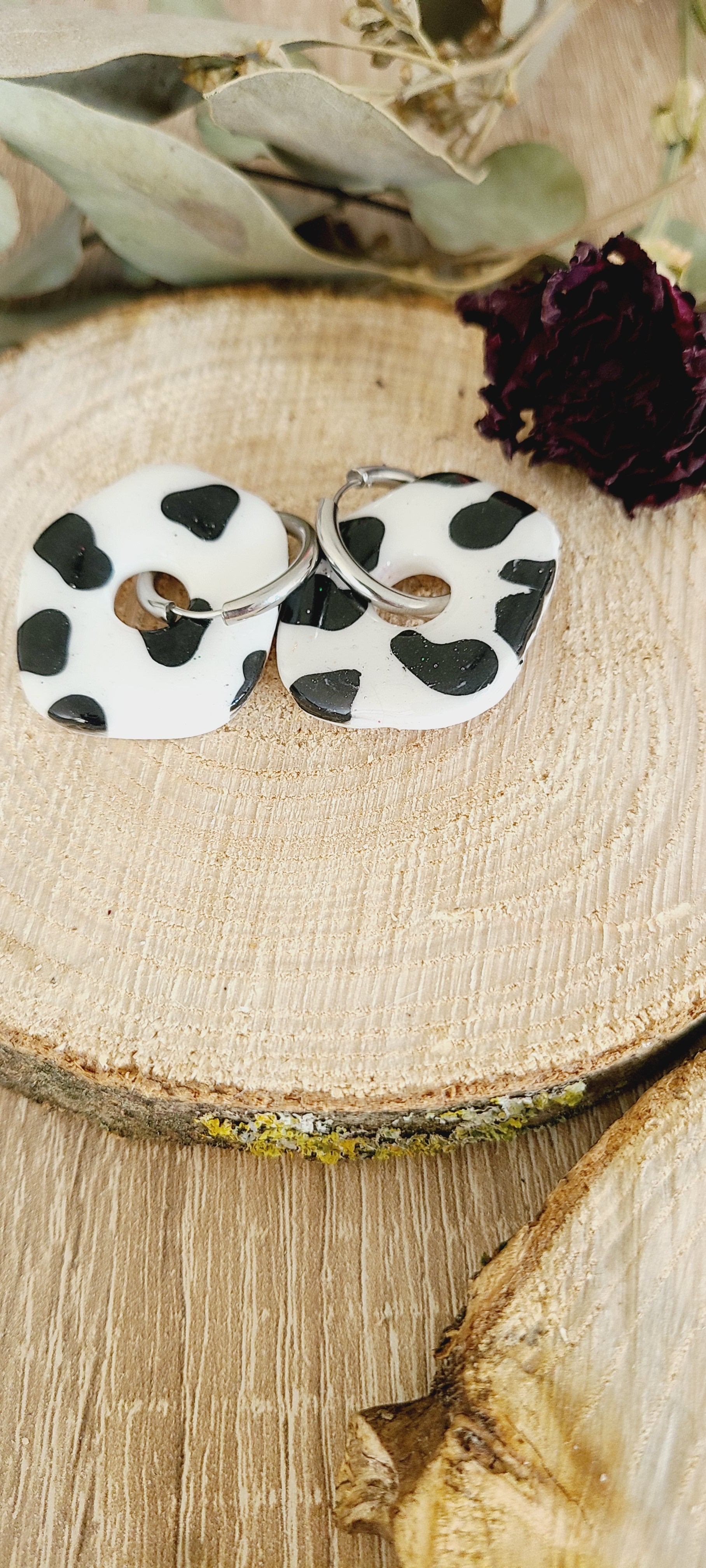 Maxi Galea blanche tacheté noire