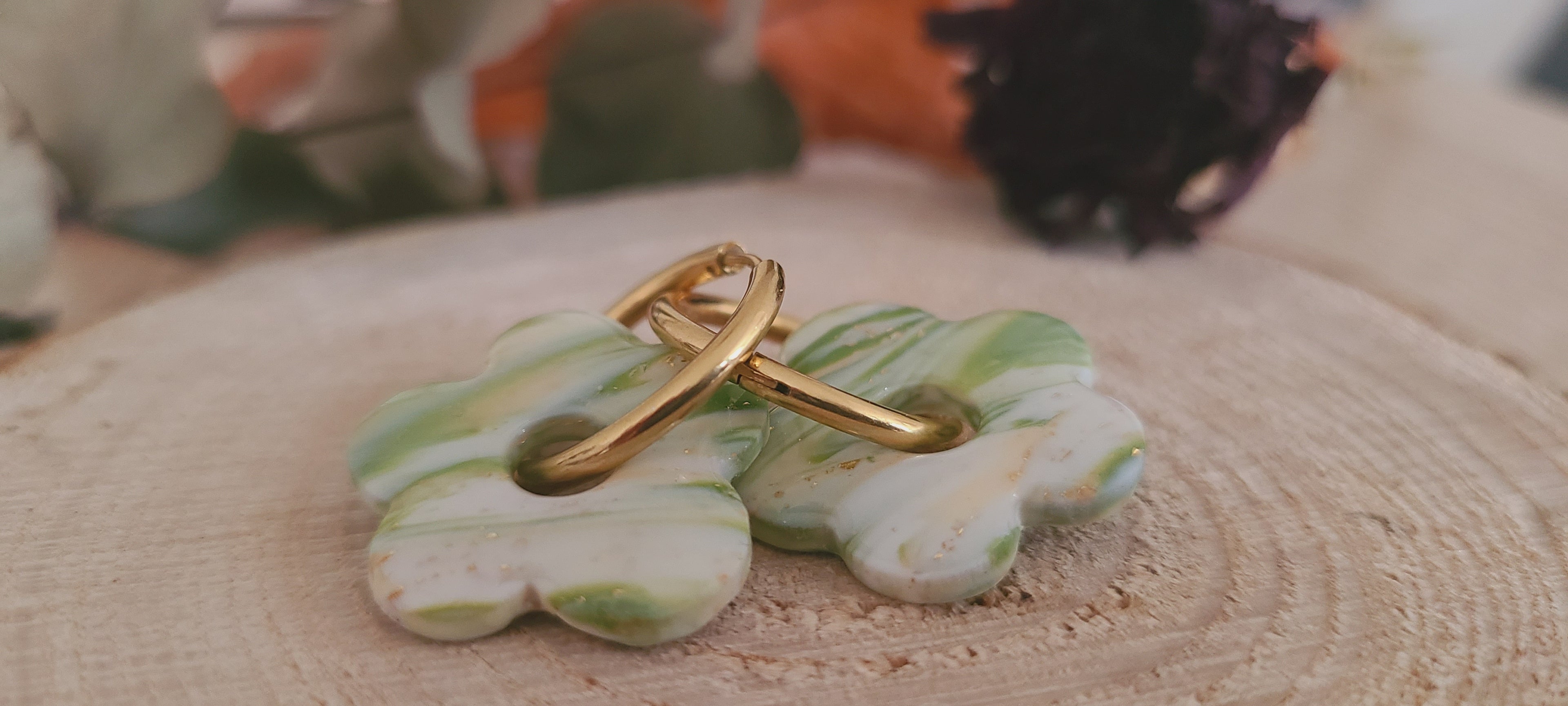Cora marbré vert blanc pêche