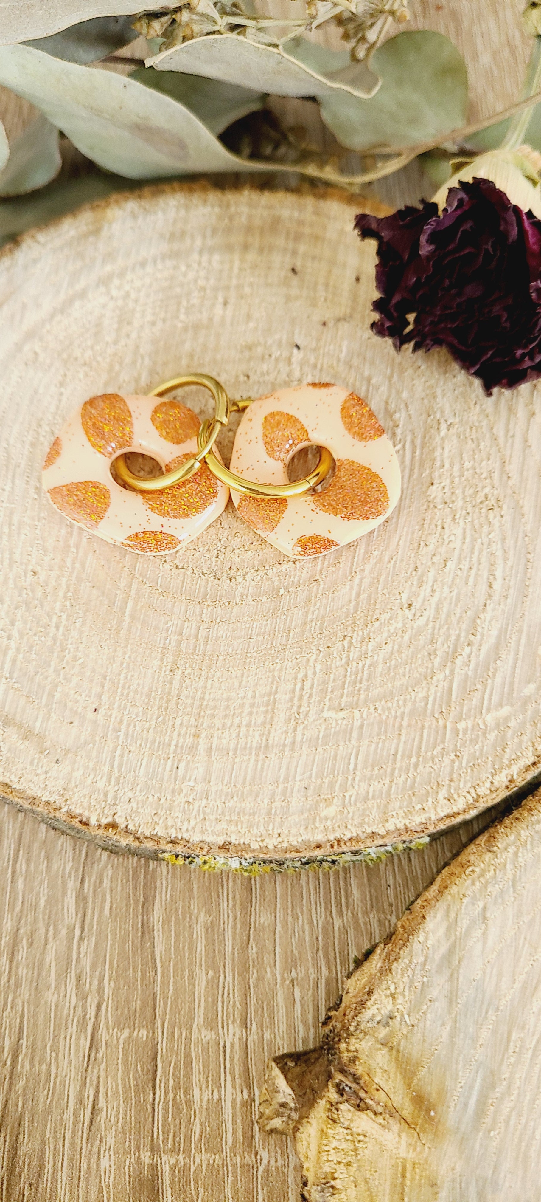 Galea orange avec motif pailleté