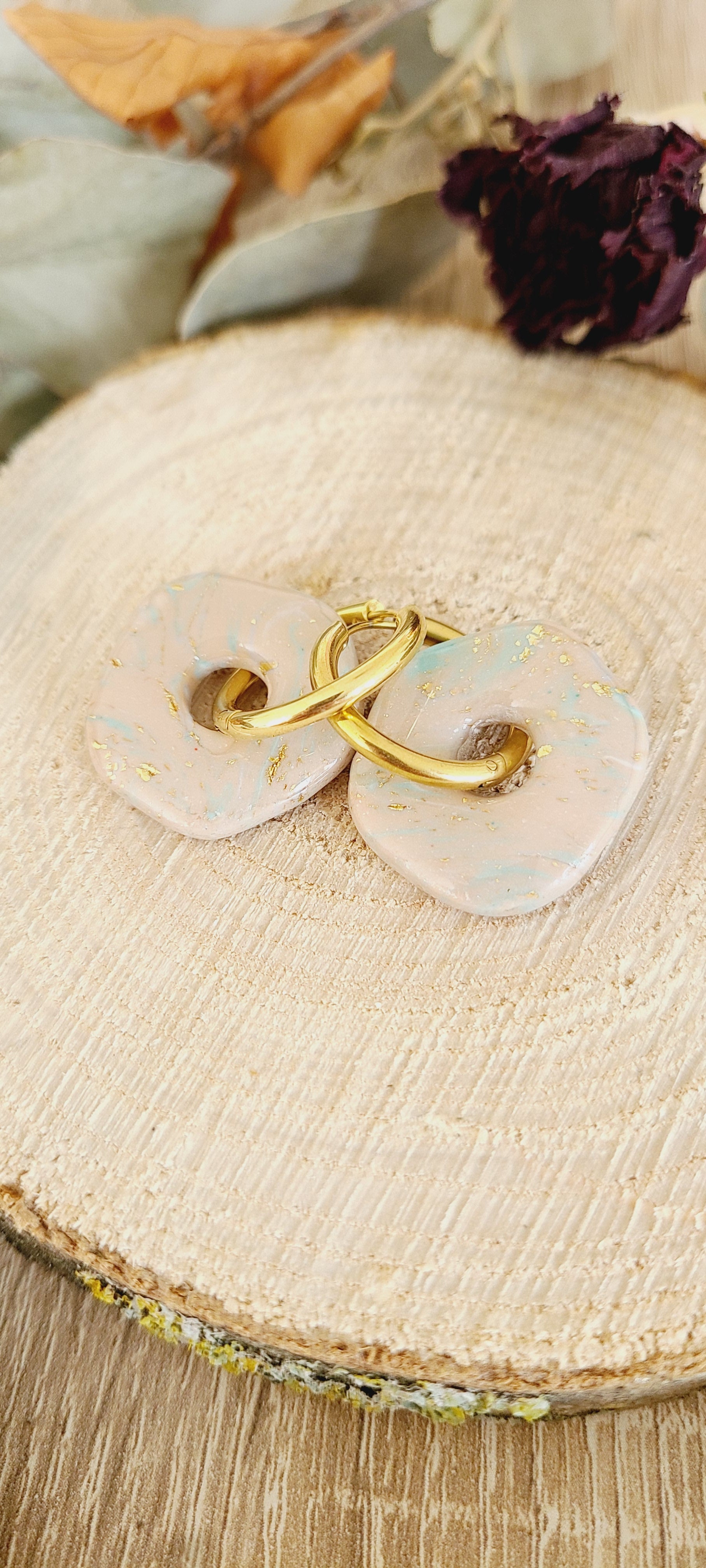 Galea beige marbré bleu et doré