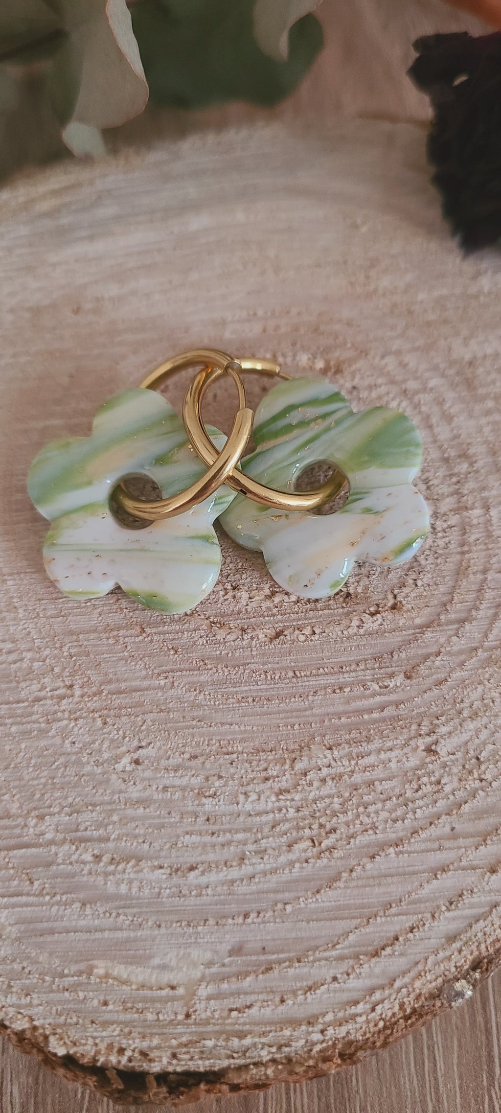Cora marbré vert blanc pêche