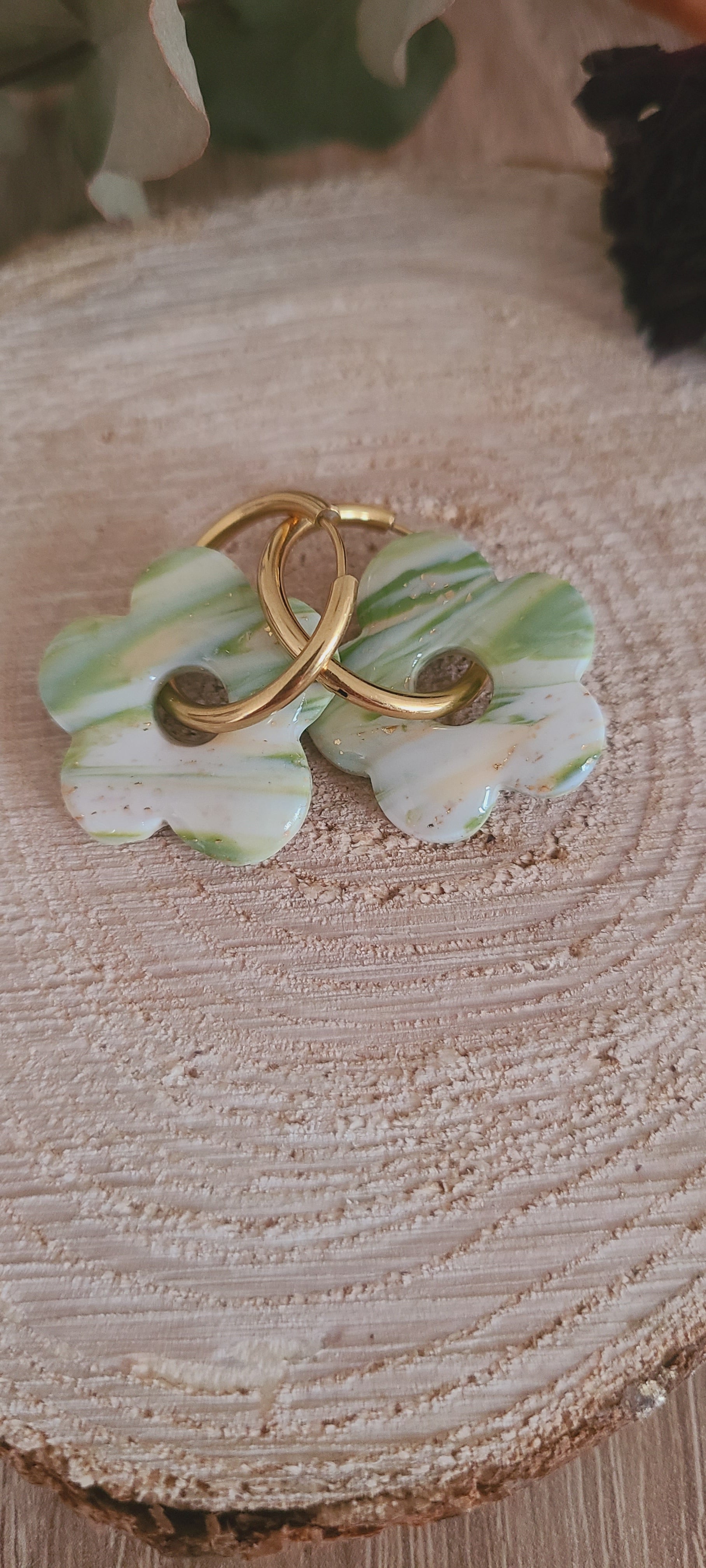 Cora marbré vert blanc pêche