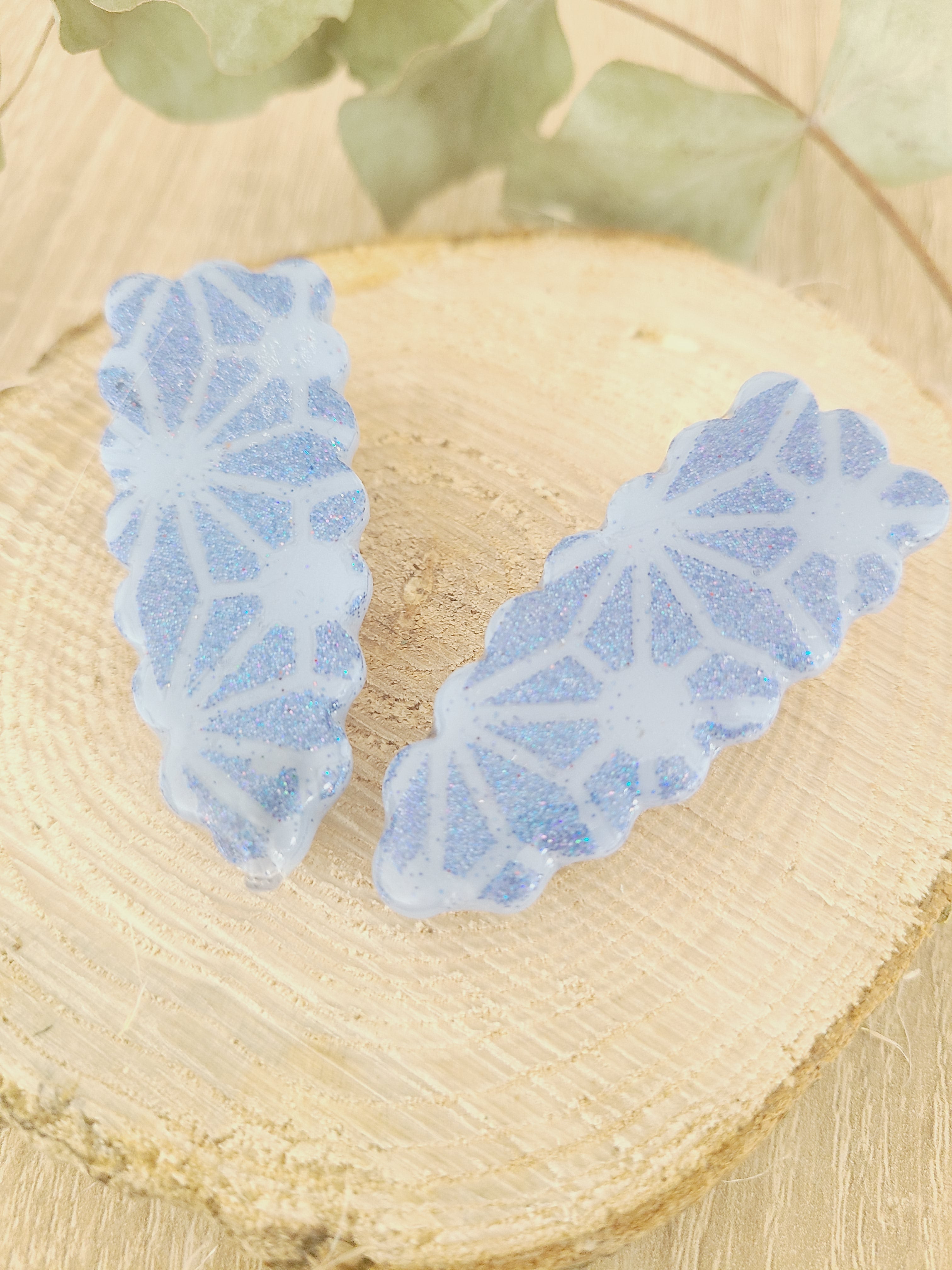 Barette bleu paillettes